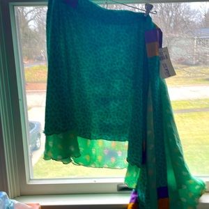 Dam good yarn sari silk wrap skirt mini nwt